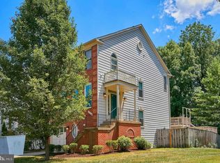46545 River Meadows Ter, Sterling, VA 20165
