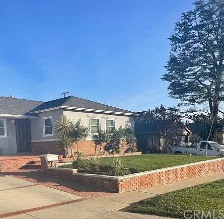 2nd image of 3012 N Frederic St