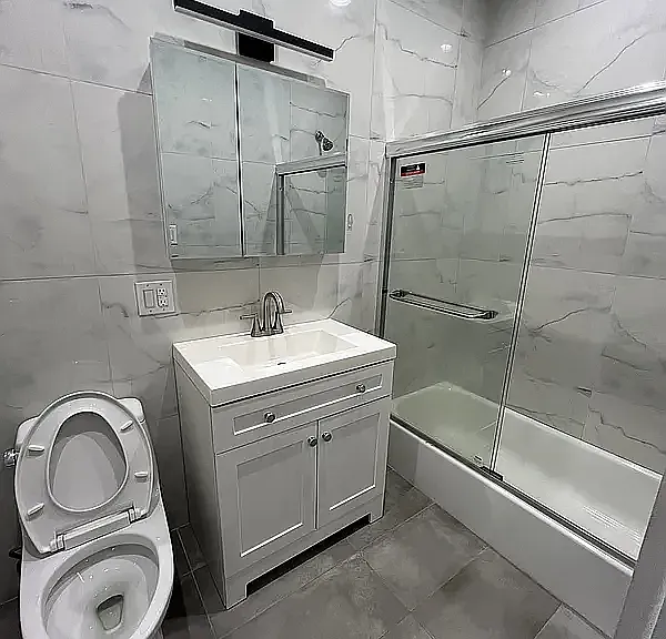 4016 14th Ave #4D — Photo 2