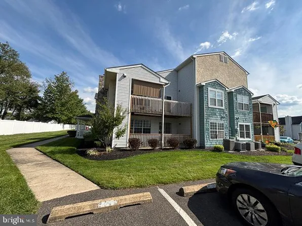 309 Whittier Ct, Sewell, NJ 08080