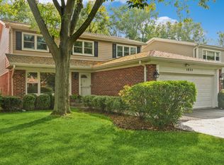 1825 Cloverdale Ave, Highland Park, IL