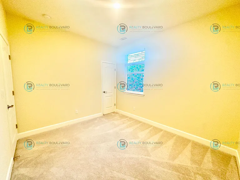 2098 Bishop Pine St — Photo 9