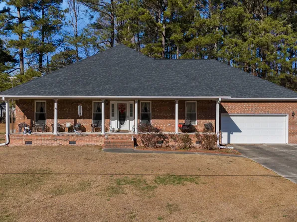 141 N Phillips Avenue, New Bern, NC 28560