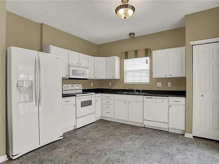 8081 Tasman Dr — Photo 11