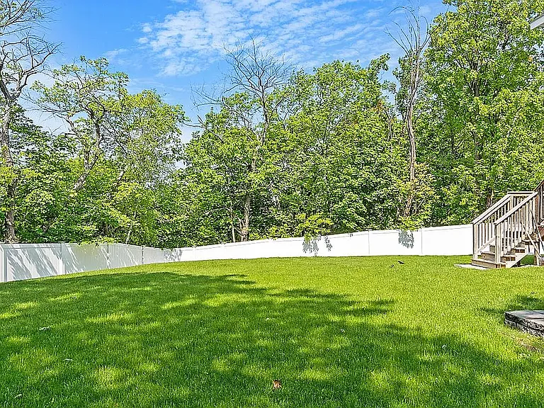 25 Hopkins St #2 — Photo 3