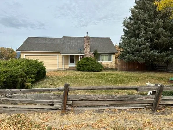 699 Sierra St #985, Susanville, CA 96130