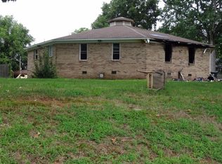 1306 W Market St, Athens, AL 35611