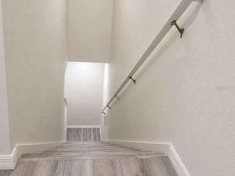 809 Lucent Sands Ct — Photo 10