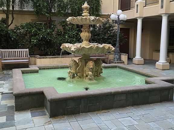 3rd image of 153 N San Mateo Dr APT 401