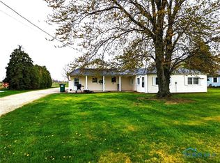 5160 W Harbor Rd, Port Clinton, OH 43452