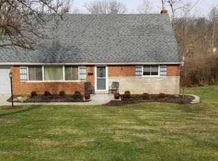 3662 Crestnoll Ln, Cincinnati, OH 45211