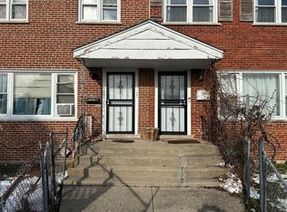 9485 Sumac Rd APT F, Des Plaines, IL 60016