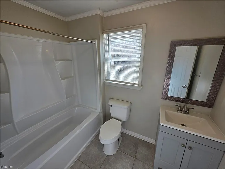 388 Poplar Ave — Photo 14