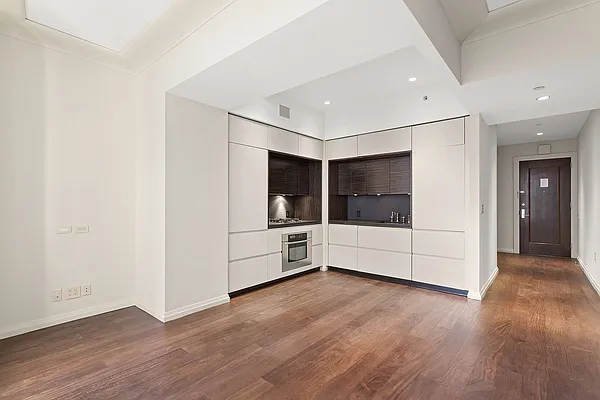 Rented by Compass | media 7