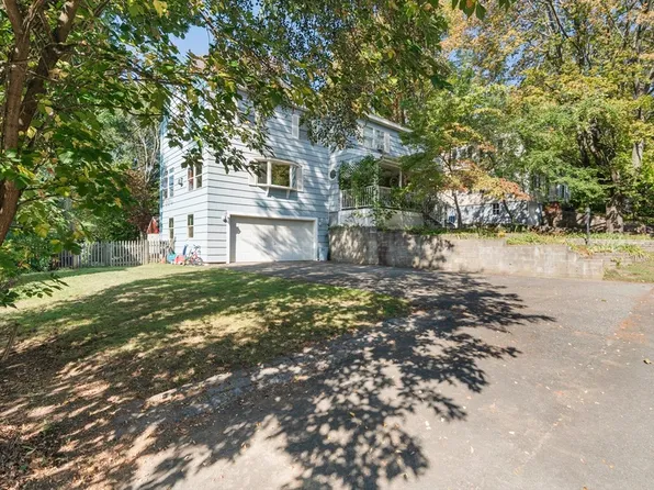 59 Norval Ave, Stoneham, MA 02180