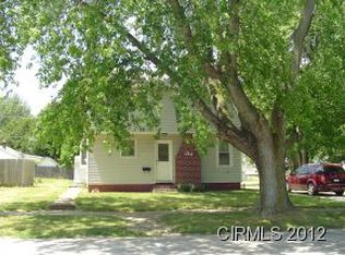 214 N Willow St, Flora, IN