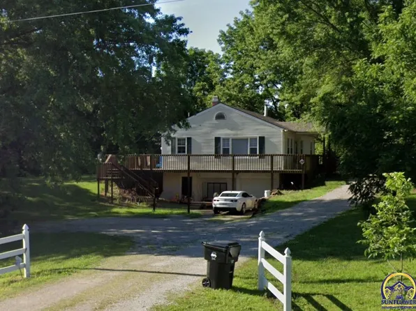 1731 SE 93rd St, Wakarusa, KS 66546