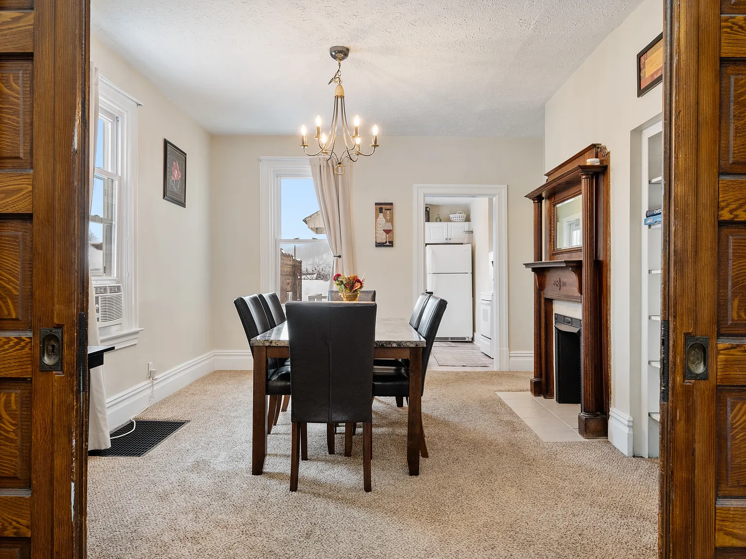 2 bed, 1100 sqft, $2,250 — Photo 2