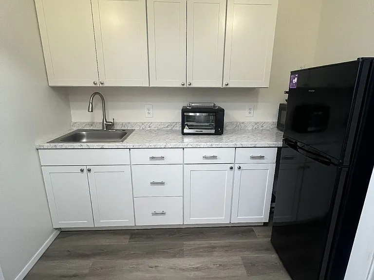 77 Delicado Dr #B — Photo 8