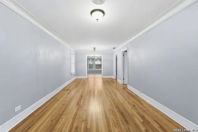 261 E Oakview Pl — Photo 6
