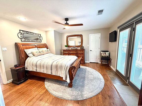 5th image of 801 Hillview Dr