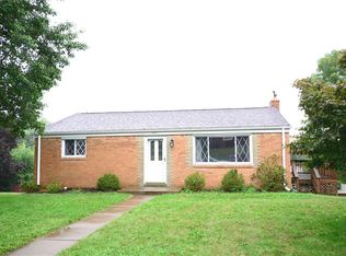 295 Hillcrest Cir, Pittsburgh, PA 15237