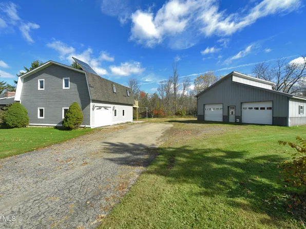 659 County Hwy 126, Amsterdam, NY 12010