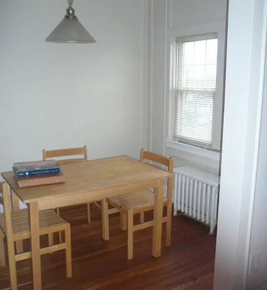 Seville Apartments — Photo 5