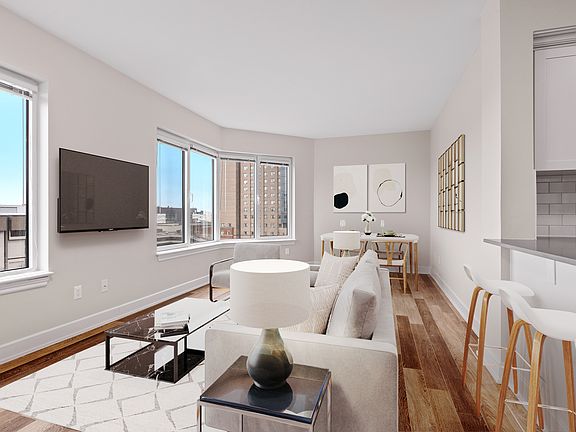 4th image of 50 Laurier Ave E #2-Bedroom