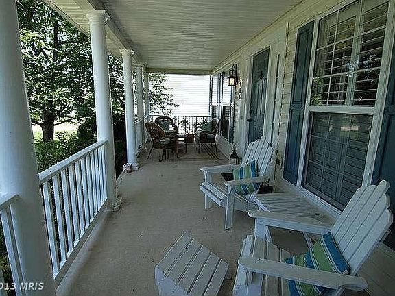 3rd image of 406 Sugarland Meadow Dr