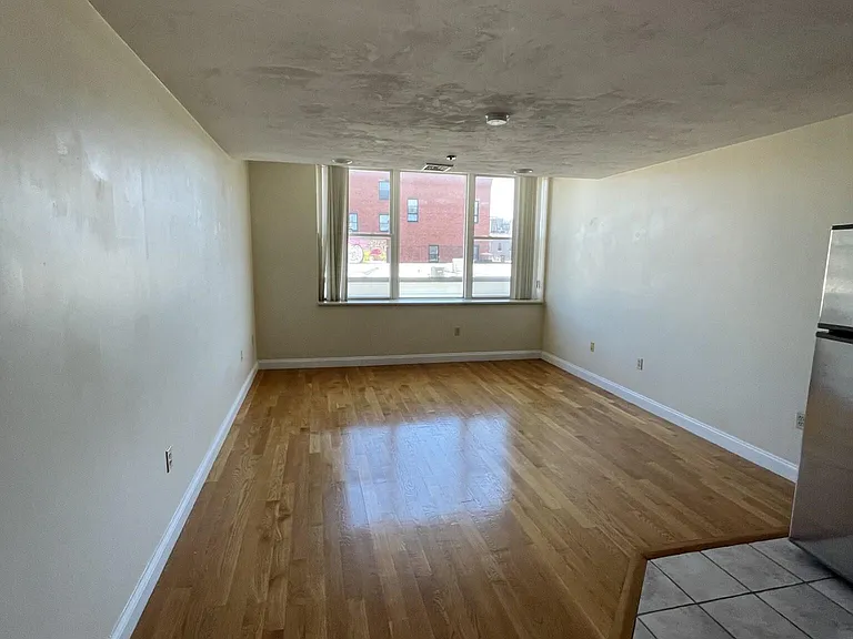 15 Pearl St #5 — Photo 19
