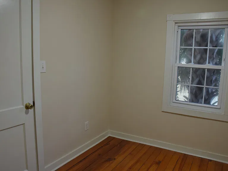 3 bed, 2.0 bath, 1530 sqft, $1,900 — Photo 13