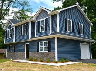 30 Dawes Way, Landing, NJ 07850