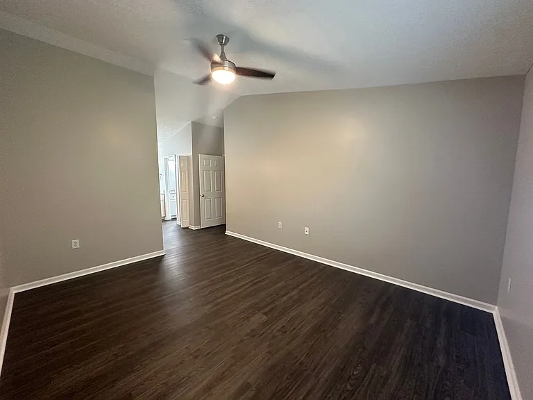 10301 Trotters Pointe Dr #201 — Photo 10