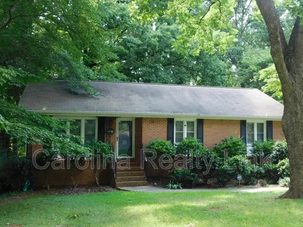 6300 Candlewood Dr, Charlotte, NC 28210