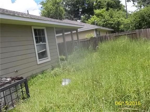 5th image of 4418 Mayflower St