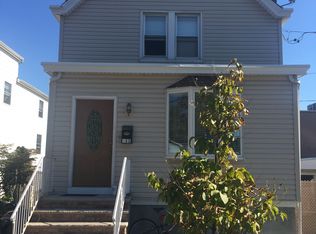 511 10th St, Carlstadt, NJ 07072