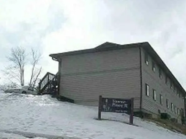 2644 Hunt St, Ames, IA 50014