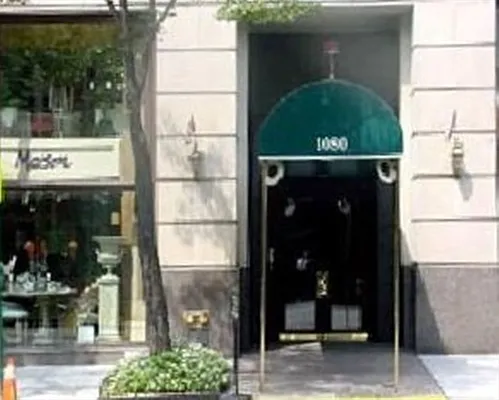 Sold by Corcoran | media 22