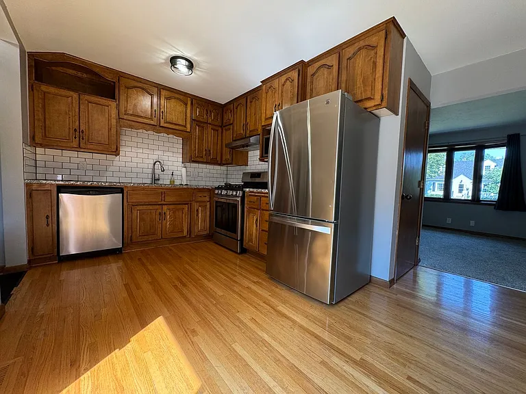 6314 Knox Ave S — Photo 2