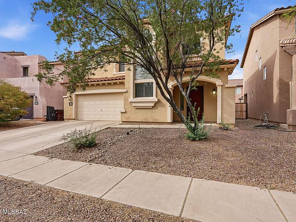 2nd image of 151 E Camino Limon Verde
