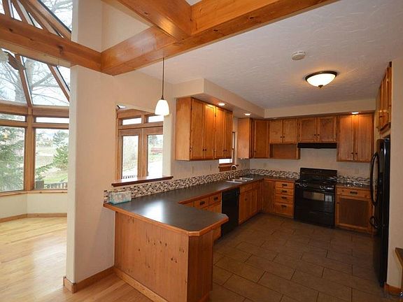 5th image of 4938 Itana Cir
