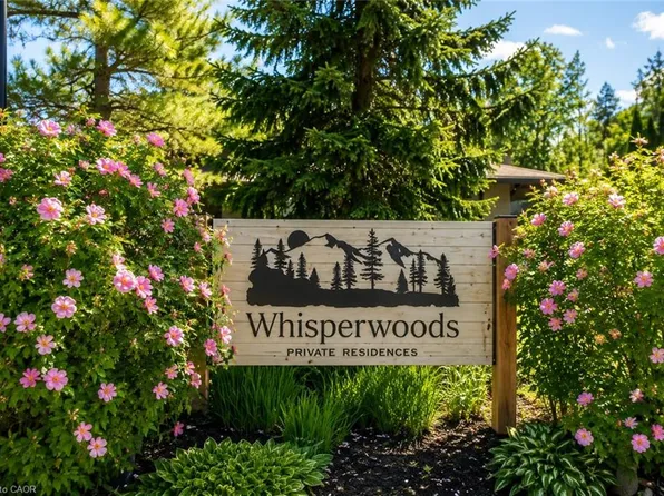 9 Trafalgar Rd, Collingwood, ON L9Y 5G4