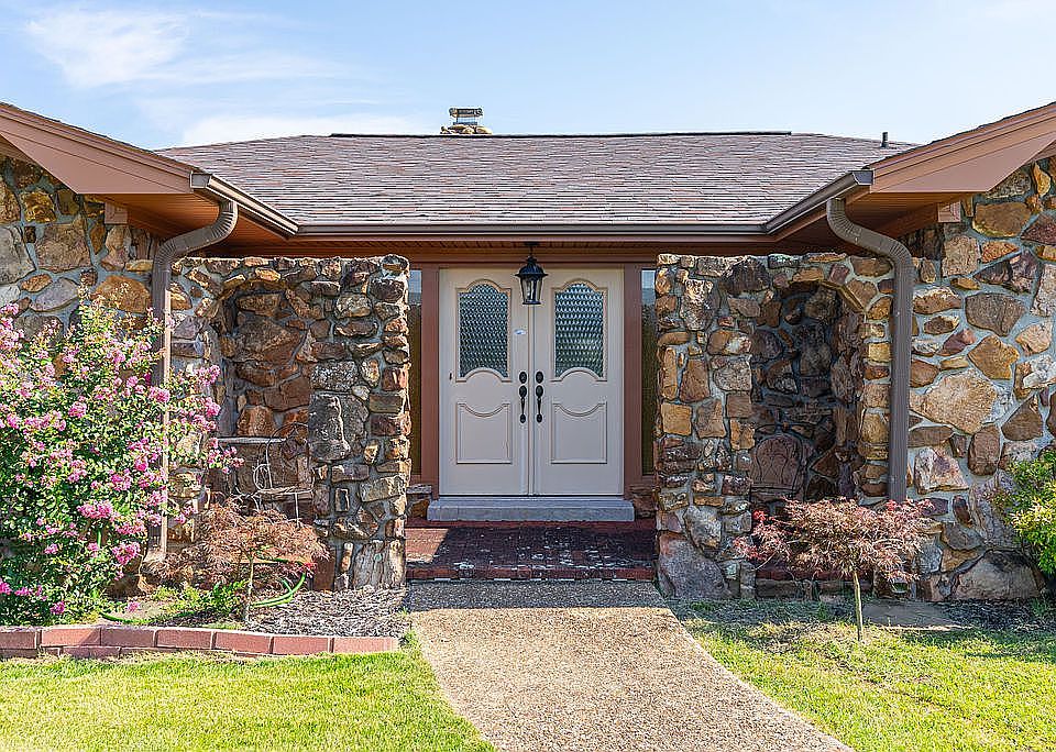 9321 E State Highway 22, Paris, AR 72855 Zillow