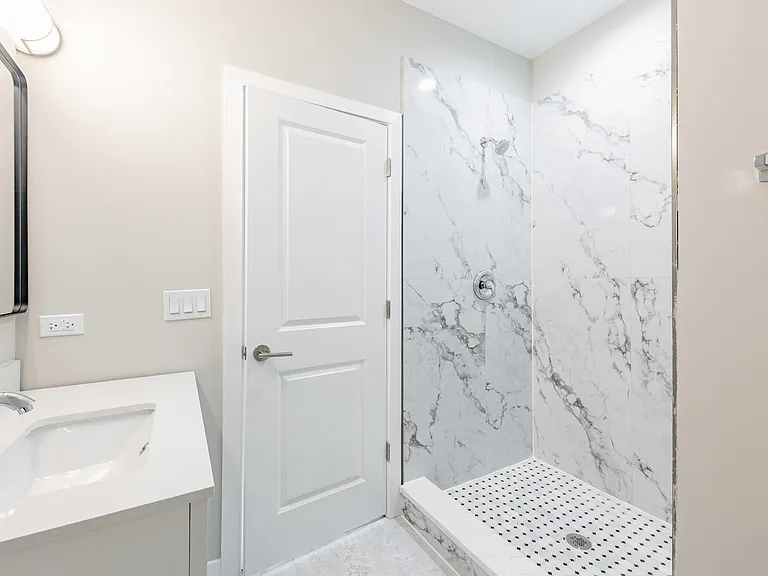 3029 W Washington Blvd #2 — Photo 20