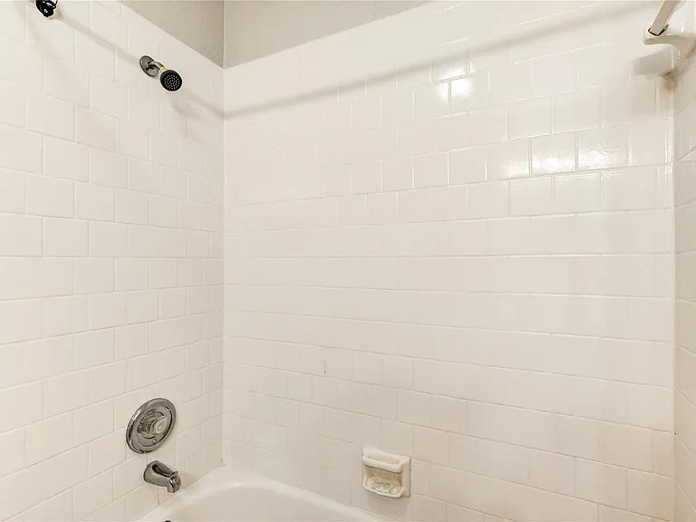 5255 Beaverbrook Dr — Photo 20