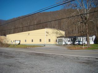 2982 Richwood Rd, Fenwick, WV 26202