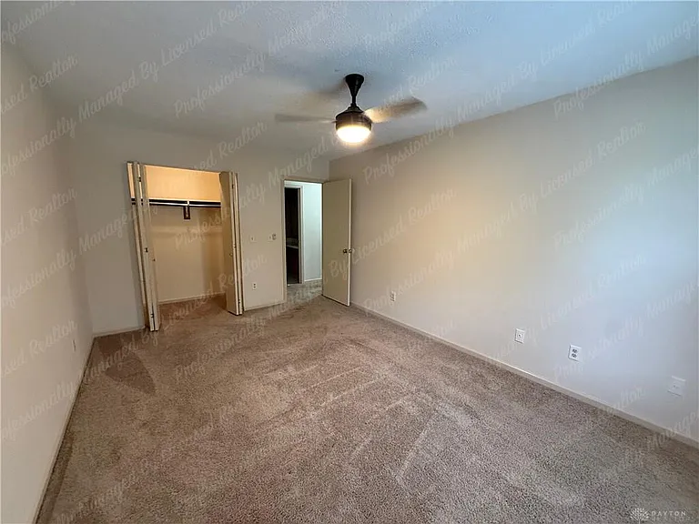9765 Centerville Creek Ln — Photo 27