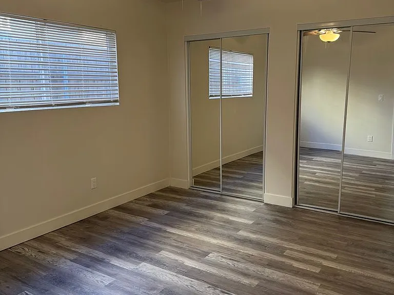 4553 Texas St — Photo 19