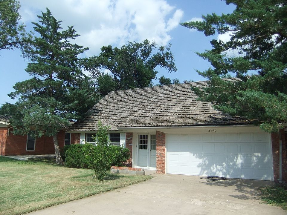 2140 Dogwood
